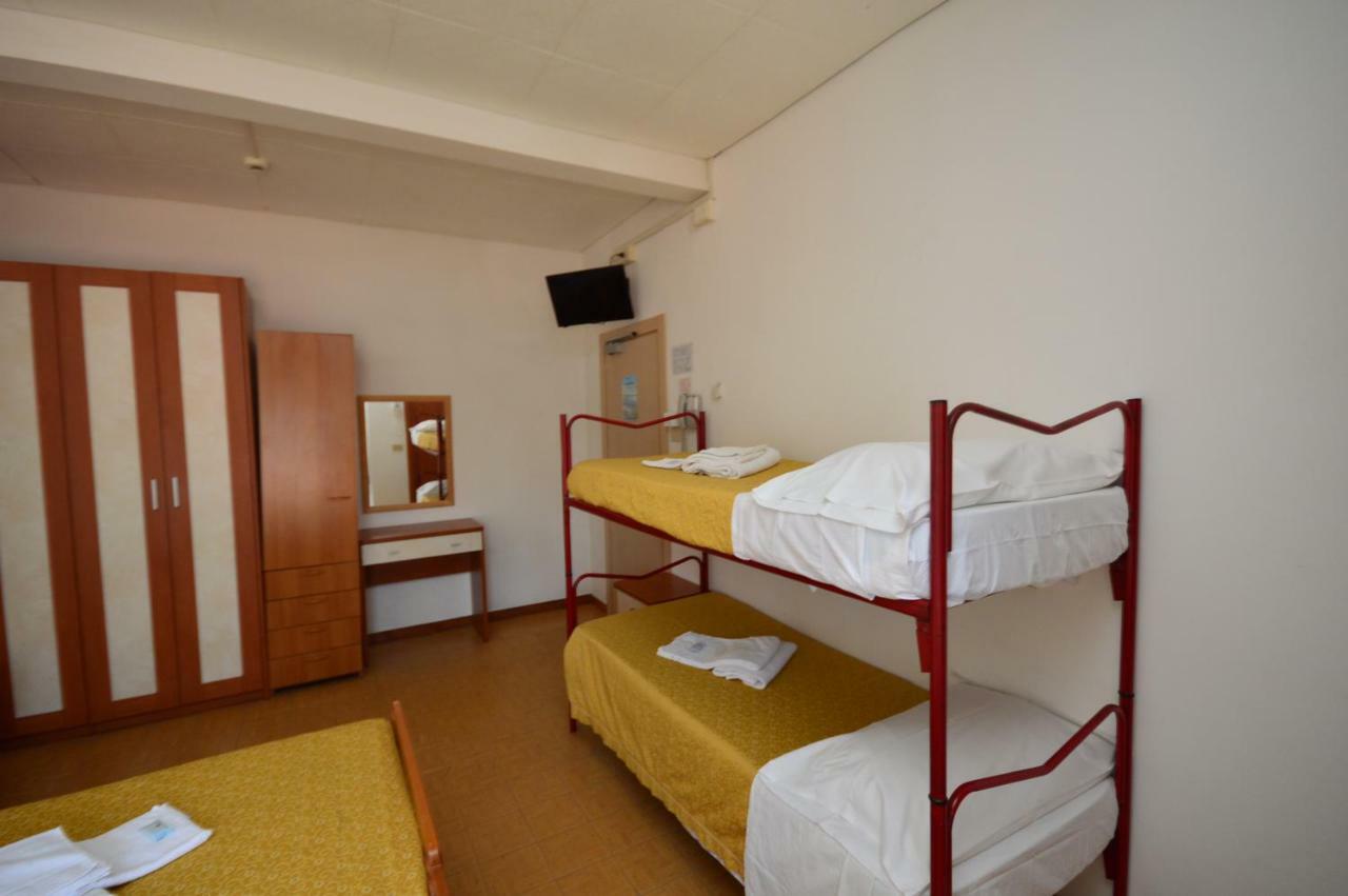 Hotel Moroni Rimini Ngoại thất bức ảnh
